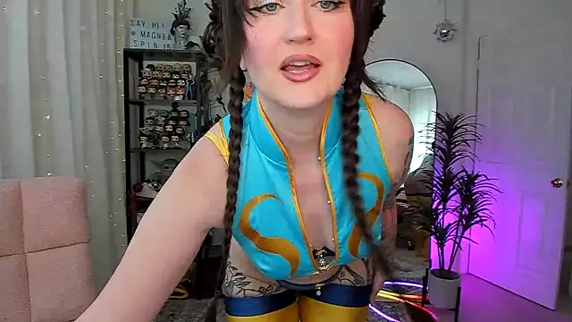 Snapshot of Magnea chatting on 06/04/26, 10:49 Magnea online show from 06/04/26, 10:49