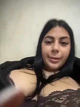 Snapshot of LilyLovell chatting on 04/30/26, 08:57 LilyLovell online show from 04/30/26, 08:57