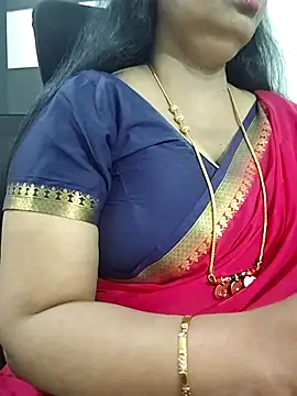 Snapshot of Nayana_456 chatting on 07/08/26, 04:11 Nayana 456 online show from 07/08/26, 04:11
