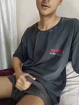 skinny raj online show from 06/12/26, 08:08
