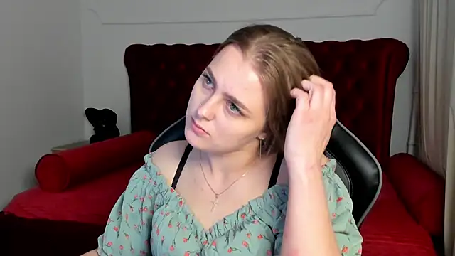 EllaBells online show from 05/11/26, 04:51