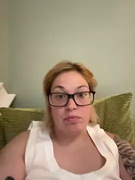 SecretRavenXO online show from 05/07/26, 09:53