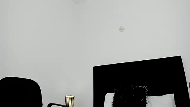 Snapshot of Norma_Rouse chatting on 06/19/26, 01:04 Norma Rouse online show from 06/19/26, 01:04