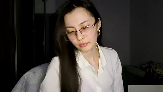 Snapshot of AshleyTropiano chatting on 05/20/26, 03:29 AshleyTropiano online show from 05/20/26, 03:29