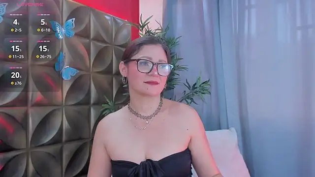 Snapshot of Gaia_rougee chatting on 07/10/26, 06:32 Gaia rougee online show from 07/10/26, 06:32