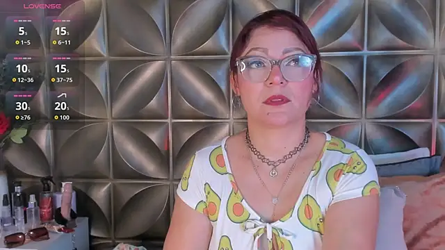 Snapshot of Gaia_rougee chatting on 07/27/26, 03:30 Gaia rougee online show from 07/27/26, 03:30