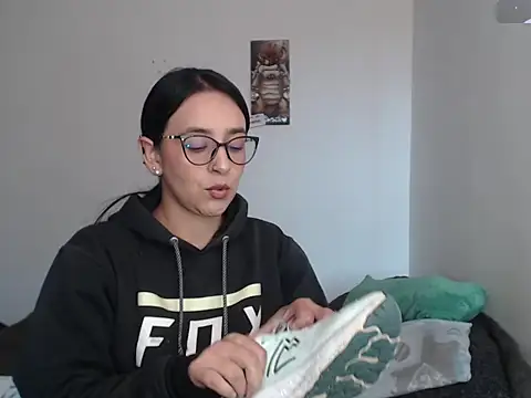 ASHLEYLOVE11 online show from 06/19/26, 02:21