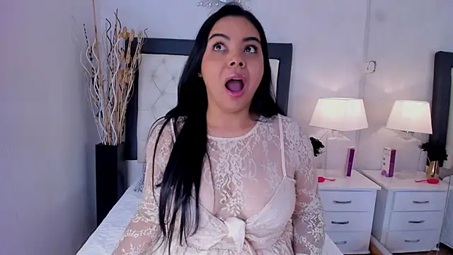 Snapshot of Gaby_Herreraa chatting on 05/19/26, 11:55 Gaby Herreraa online show from 05/19/26, 11:55