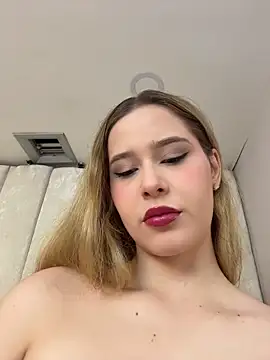 EmaVega online show from 05/05/26, 11:51