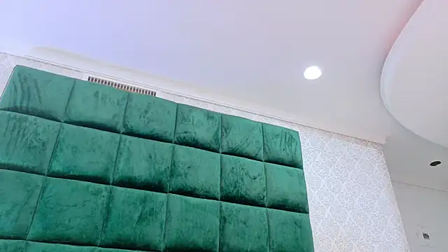 Elektradoll1 online show from 05/02/26, 12:43