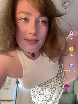 Snapshot of BettyRussian chatting on 04/25/26, 10:07 BettyRussian online show from 04/25/26, 10:07