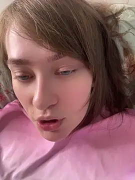 Snapshot of BettyRussian chatting on 05/02/26, 11:48 BettyRussian online show from 05/02/26, 11:48