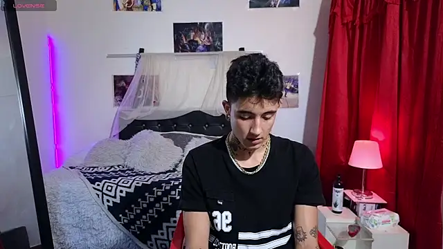 charles carterxxx online show from 04/30/26, 02:29