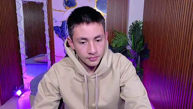 Snapshot of Andres_Tay chatting on 05/29/26, 02:42 Andres Tay online show from 05/29/26, 02:42