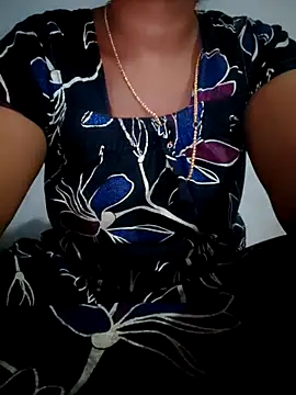 Snapshot of Tamil_Hot_HoneyBee chatting on 06/29/26, 03:57 Tamil Hot HoneyBee online show from 06/29/26, 03:57