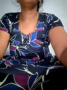 Snapshot of Tamil_Hot_HoneyBee chatting on 06/29/26, 10:48 Tamil Hot HoneyBee online show from 06/29/26, 10:48