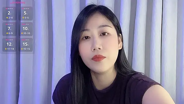 F-Yuwei online show from 05/06/26, 10:31