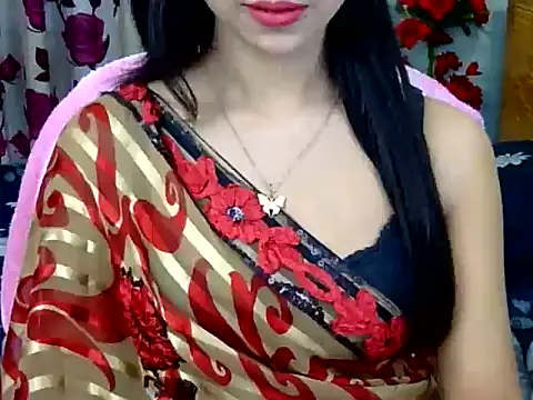 Snapshot of Alina_Nur chatting on 04/30/26, 10:21 Alina Nur online show from 04/30/26, 10:21