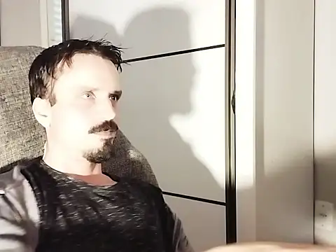 lookaz4010 online show from 06/09/26, 01:23