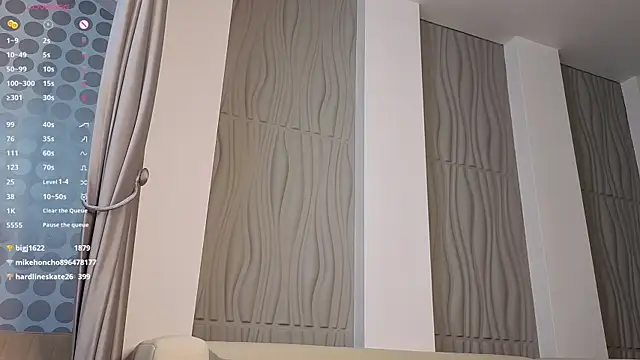 Snapshot of BeverlyShieh chatting on 07/23/26, 01:58 BeverlyShieh online show from 07/23/26, 01:58