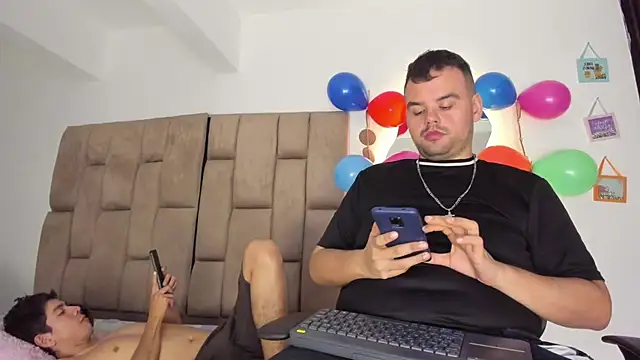 Aaron Grant online show from 07/07/26, 07:23