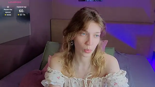 Emily Cartex online show from 07/09/26, 06:17