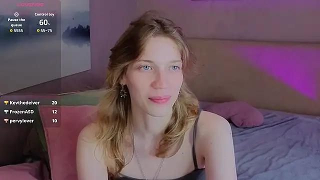 Emily Cartex online show from 07/14/26, 10:21