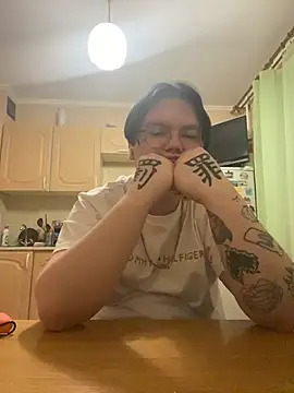 Hannma48 online show from 04/25/26, 08:39