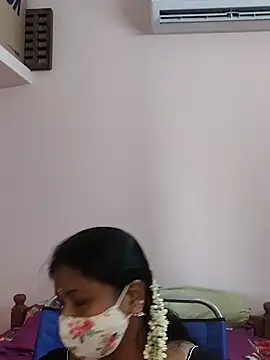 Snapshot of telugu_Geetha40 chatting on 05/10/26, 06:07 telugu Geetha40 online show from 05/10/26, 06:07