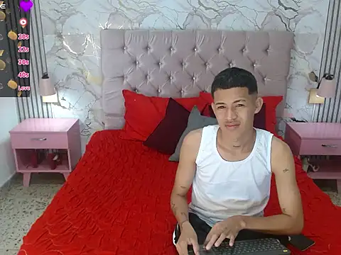 Snapshot of PhillipCox chatting on 05/15/26, 12:34 PhillipCox online show from 05/15/26, 12:34