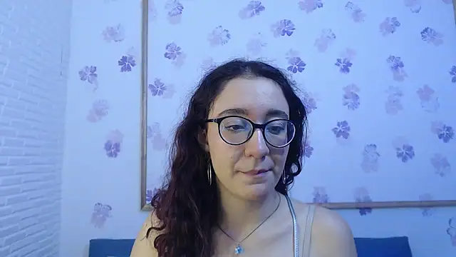 Snapshot of Karol_prescot chatting on 05/11/26, 02:34 Karol prescot online show from 05/11/26, 02:34