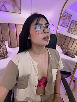 Snapshot of SofiVelvet_ chatting on 05/01/26, 06:23 SofiVelvet online show from 05/01/26, 06:23