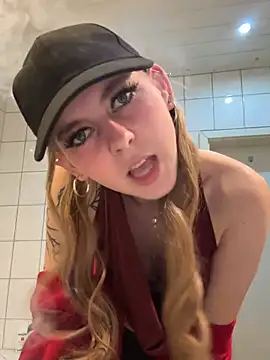 Lina-420 online show from 04/30/26, 08:15