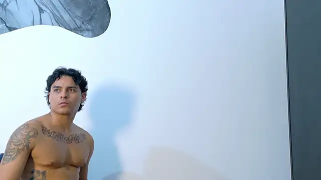 AndyHot   online show from 04/28/26, 01:27