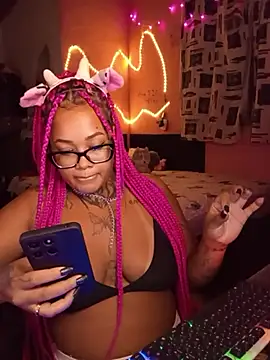 MelFadinha online show from 04/26/26, 10:51