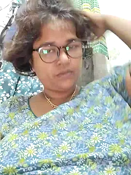 Gulapi N online show from 07/21/26, 02:08