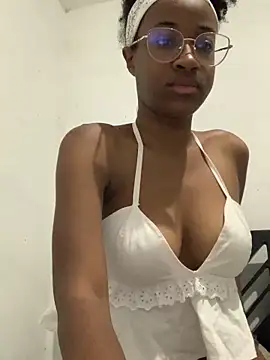 Julyshygirl online show from 04/27/26, 01:36