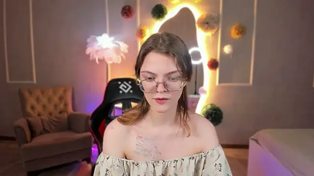 Avrora Spark online show from 04/27/26, 08:07