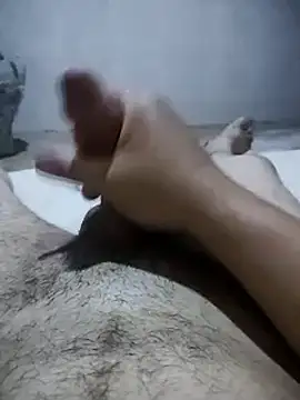 TootedFreezing online show from 06/07/26, 06:55