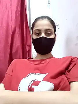 saniyamirza000777 online show from 04/27/26, 03:43