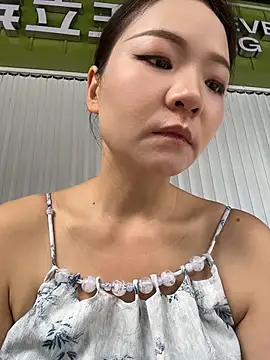 Snapshot of xiaochengzi505 chatting on 07/12/26, 01:07 xiaochengzi505 online show from 07/12/26, 01:07