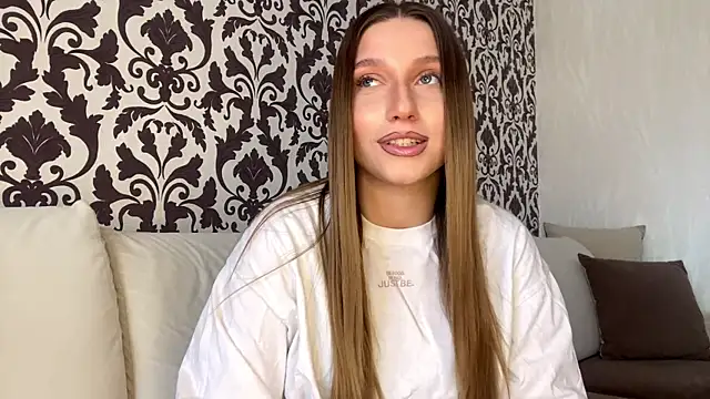 Akyo alfew online show from 04/28/26, 02:00