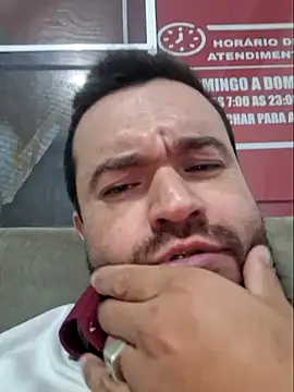 Snapshot of comeraba chatting on 06/10/26, 03:18 comeraba online show from 06/10/26, 03:18