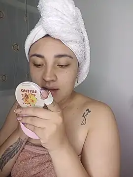 Snapshot of -brendda- chatting on 07/12/26, 03:30 -brendda- online show from 07/12/26, 03:30