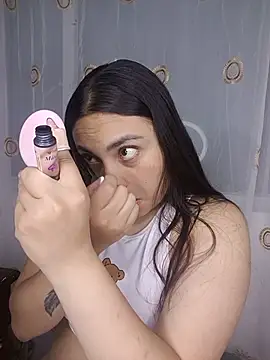 Snapshot of -brendda- chatting on 07/16/26, 03:23 -brendda- online show from 07/16/26, 03:23
