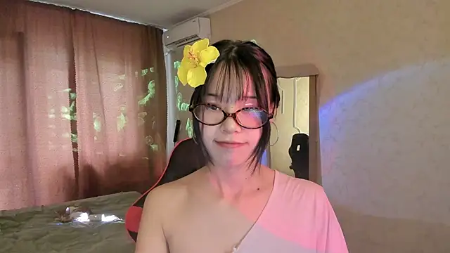 Akiba cute online show from 07/08/26, 05:56