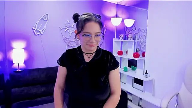 MaraMartinez  online show from 05/23/26, 07:40