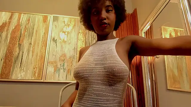 Kiara Curls online show from 05/18/26, 11:49