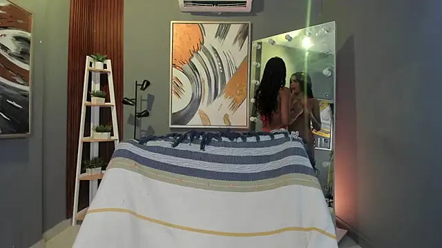 Kiara Curls online show from 06/18/26, 12:20