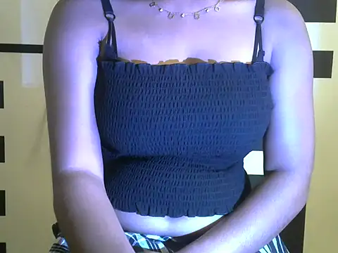 Snapshot of sexy_kia_4_u chatting on 06/19/26, 09:35 sexy kia 4 u online show from 06/19/26, 09:35
